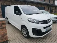 Gebraucht Opel Vivaro-e Combi 144 PS (105 kW) 2022 Weiß Van / Kleinbus