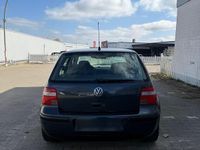 Gebraucht VW Golf IV 75 PS (55 kW) 2002 Grau Kleinwagen