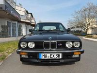 Gebraucht BMW 325 Cabriolet M Sport 171 PS (125 kW) 1992 Schwarz Cabrio