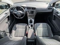 Gebraucht VW Golf VII LOUNGE 110 PS (80 kW) 2015 Schwarz Kombi