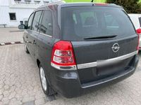 gebraucht Opel Zafira 2011 1.8 Benzin