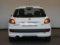 Gebraucht Peugeot 206 Basis 75 PS (55 kW) 2009 Blanc banquise Limousine