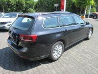 Gebraucht VW Passat Business 150 PS (110 kW) 2021 Uranograu Kombi