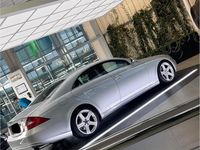 Gebraucht Mercedes CLS320 224 PS (164 kW) 2007 Silber Limousine