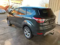 Gebraucht Ford Kuga Titanium 175 PS (128 kW) 2018 Grün SUV
