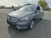 Gebraucht Mercedes B200 156 PS (114 kW) 2014 Grau Van / Kleinbus