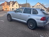Second-hand Porsche Cayenne 250 CP (183 kW) 2005 Argintiu SUV