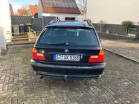 Gebraucht BMW 316 116 PS (85 kW) 2005 Schwarz Kombi