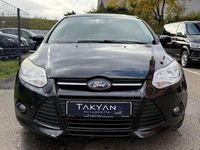 Gebraucht Ford Focus Trend 125 PS (91 kW) 2011 Schwarz Limousine