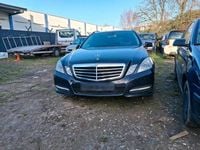 Gebraucht Mercedes E220 170 PS (125 kW) 2010 Schwarz Kombi