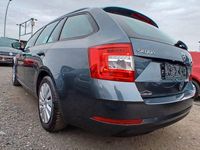 Gebraucht Skoda Octavia Ambition 116 PS (85 kW) 2017 Grau Kombi