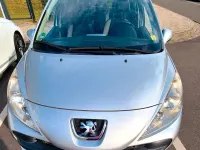 Gebraucht Peugeot 207 75 PS (55 kW) 2009 Silber Kleinwagen