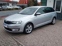 Gebraucht Skoda Rapid Joy 90 PS (66 kW) 2015 Silber Kleinwagen