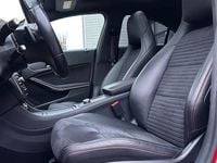 Gebraucht Mercedes CLA180 AMG line 122 PS (89 kW) 2014 Rot Limousine