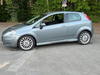 Gebraucht Fiat Punto 95 PS (69 kW) 2007 Silber Kleinwagen
