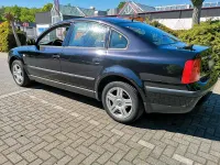 Gebraucht VW Passat 101 PS (74 kW) 1999 Schwarz Limousine