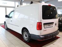 Używany VW Caddy Maxi 102 KM (75 kW) 2017 Biały Minivan