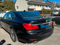 Gebraucht BMW 730 245 PS (180 kW) 2010 Schwarz Limousine