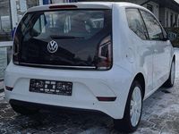 Gebraucht VW up! high up! 60 PS (44 kW) 2017 Weiß Kleinwagen