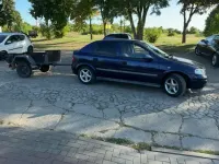 Gebraucht Opel Astra 75 PS (55 kW) 2000 Blau Limousine