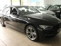 Gebraucht BMW 320 Sport Line 184 PS (135 kW) 2012 Schwarz Limousine
