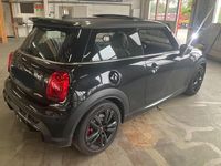 Gebraucht Mini John Cooper Works 231 PS (169 kW) 2023 Midnight black ii Kleinwagen