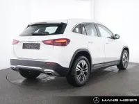 Gebraucht Mercedes GLA200 Advanced 150 PS (110 kW) 2025 Unilack polarweiß SUV