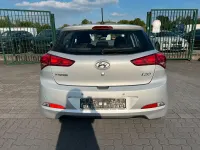 Gebraucht Hyundai i20 Active 101 PS (74 kW) 2016 Silber Kleinwagen