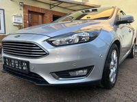 Gebraucht Ford Focus Titanium 125 PS (91 kW) 2016 Grau Kombi