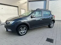 Gebraucht Dacia Sandero Prestige 90 PS (66 kW) 2020 Grau Kleinwagen
