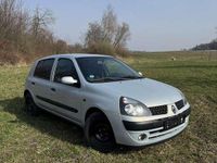 Gebraucht Renault Clio II Authentique 75 PS (55 kW) 2002 Silber Limousine