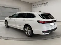 Gebraucht VW Passat Business 150 PS (110 kW) 2026 Weiß Kombi