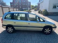 Second-hand Opel Zafira 125 CP (91 kW) 2003 Argintiu Monovolum