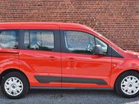 Gebraucht Ford Tourneo Connect 120 PS (88 kW) 2016 Rot Van / Kleinbus