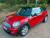Gebraucht Mini Cooper Cabriolet 116 PS (85 kW) 2011 Rot Cabrio