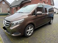 Gebraucht Mercedes V220 Avantgarde Edition 163 PS (119 kW) 2015 Braun Van / Kleinbus