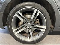 Gebraucht Audi A4 S-Line 190 PS (139 kW) 2019 Grau Kombi