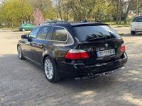 Gebraucht BMW 525 197 PS (144 kW) 2007 Schwarz Kombi