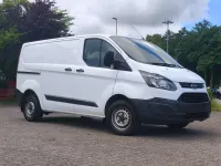 Gebraucht Ford Transit Custom 101 PS (74 kW) 2016 Frostweiß Van / Kleinbus