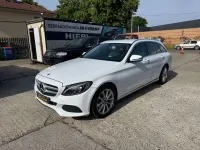 Gebraucht Mercedes C180 116 PS (85 kW) 2015 Polarweiss Kombi