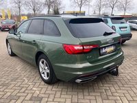 Gebraucht Audi A4 Basis 150 PS (110 kW) 2023 Grün Kombi
