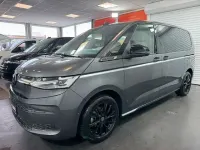 Gebraucht VW Multivan Style 150 PS (110 kW) 2025 Indiumgrau metallic Van / Kleinbus