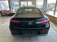 Gebraucht Mercedes E220 Avantgarde 194 PS (142 kW) 2018 Schwarz Coupé