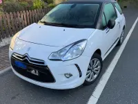 Gebraucht Citroën DS3 Chic 95 PS (69 kW) 2012 Weiß Kleinwagen