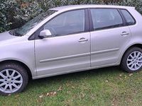 Usado VW Polo 80 HP (58 kW) 2009 Prateado Citadino
