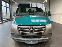 Gebraucht Mercedes Sprinter 170 PS (125 kW) 2024 Grün Van
