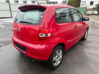 Gebraucht VW Fox Style 60 PS (44 kW) 2011 Tornadorot Kleinwagen