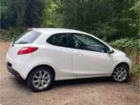 Gebraucht Mazda 2 Inclusive 86 PS (63 kW) 2019 Weiß Limousine