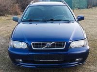 Gebraucht Volvo V40 122 PS (89 kW) 2003 Blau Kombi