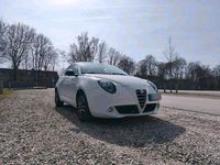 Gebraucht Alfa Romeo MiTo 69 PS (50 kW) 2015 Weiß Kleinwagen